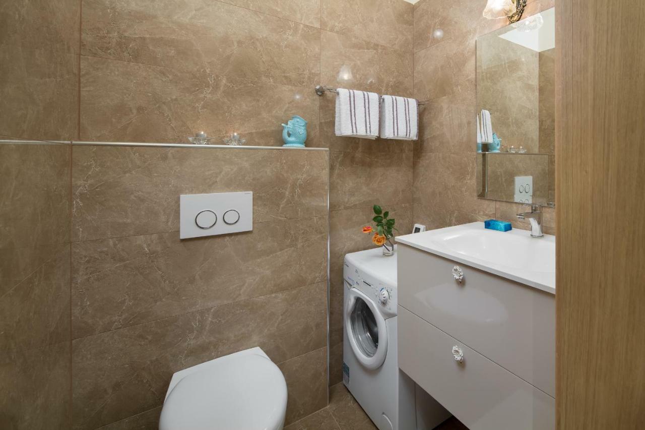 Valdibora Sea View Residence Rovinj Exterior foto